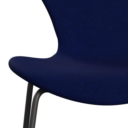 Fritz Hansen 3107 Krzesło pełna tapicerka, ciepły grafit/Hallingdal Dark Blue