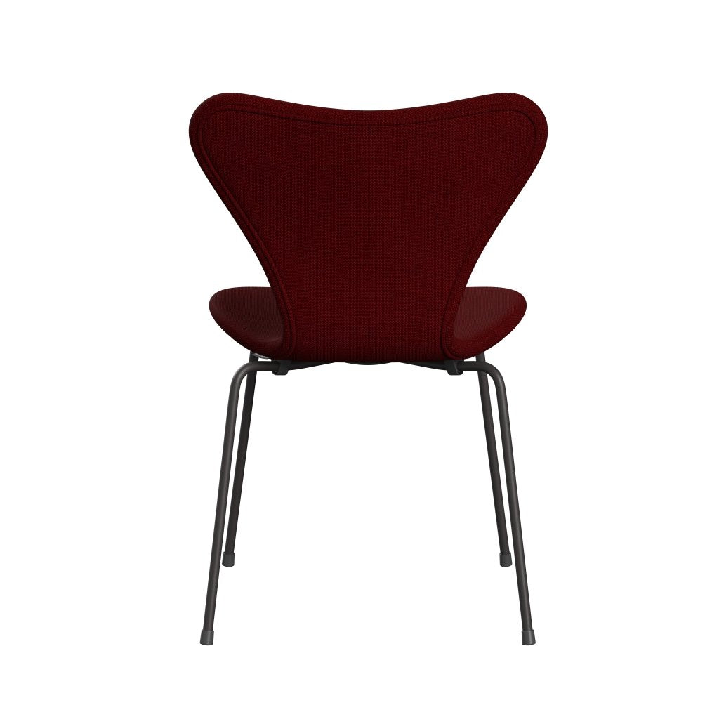 Fritz Hansen 3107 Krzesło pełna tapicerka, ciepły grafit/Hallingdal Dark Red