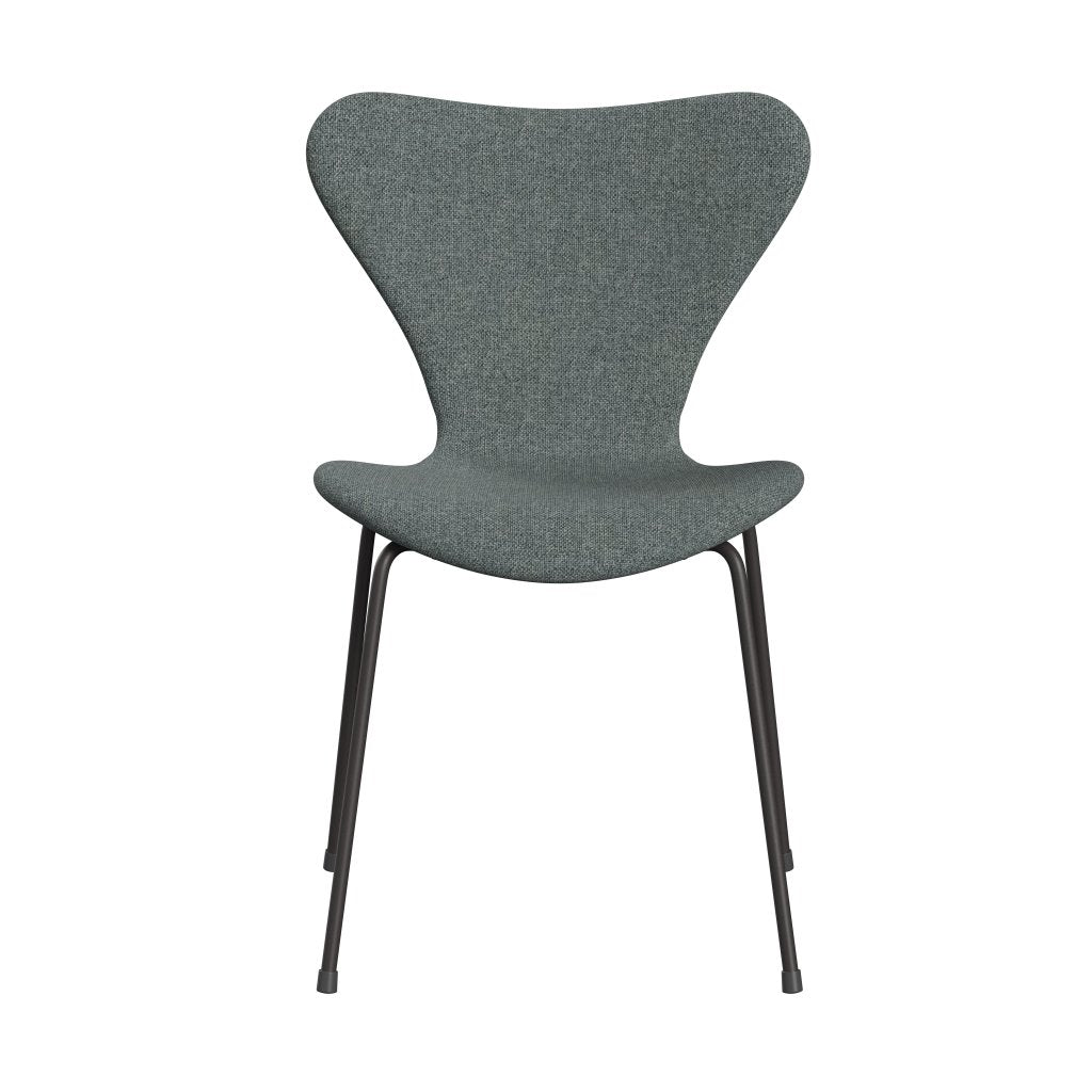 Fritz Hansen 3107 Krzesło pełna tapicerka, ciepły grafit/hallingdal grey