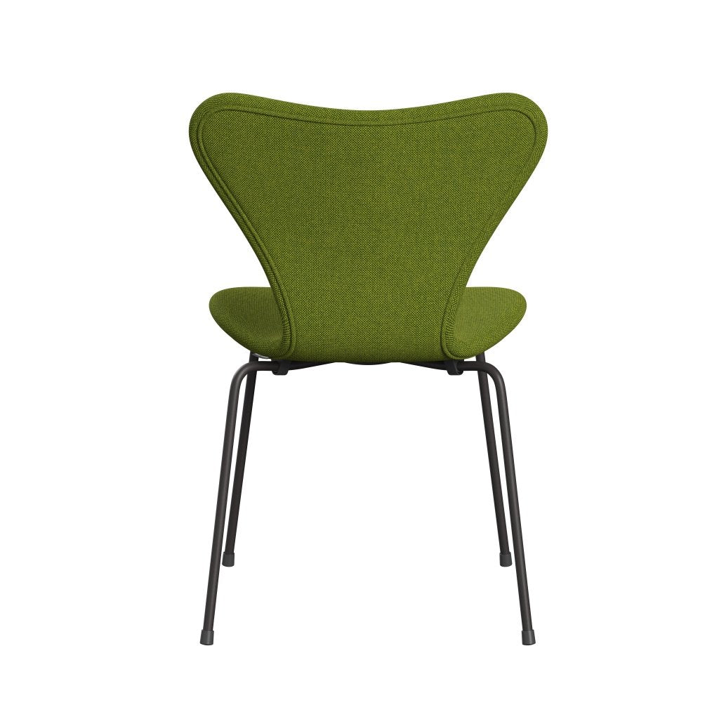 Fritz Hansen 3107 Krzesło Pełna tapicerka, ciepły grafit/Hallingdal Green