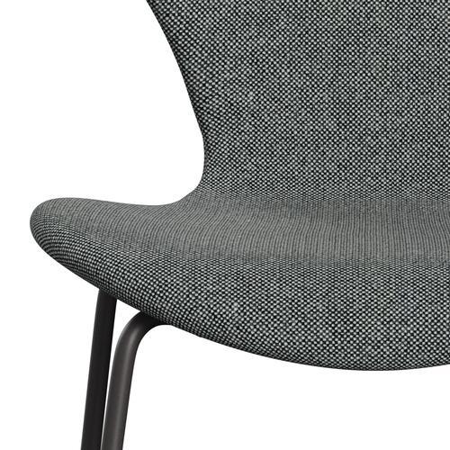 Fritz Hansen 3107 Chair Full Upholstery, Warm Graphite/Hallingdal White Black