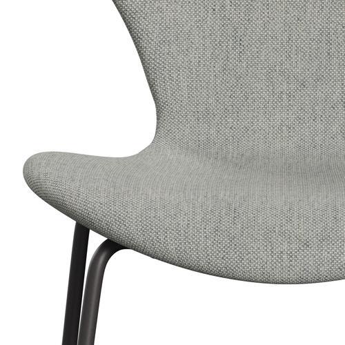 Fritz Hansen 3107 Chair Full Upholstery, Warm Graphite/Hallingdal White/Grey