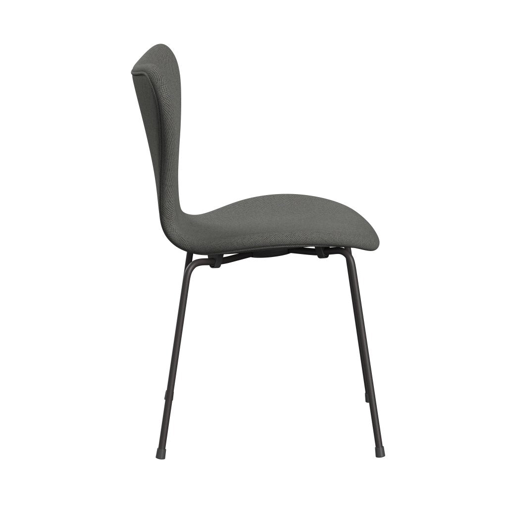 Fritz Hansen 3107 Krzesło pełna tapicerka, ciepły grafit/re wełna taupe/naturalna