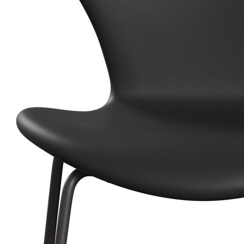 Fritz Hansen 3107 Chair Full Upholstery, Warm Graphite/Soft Black