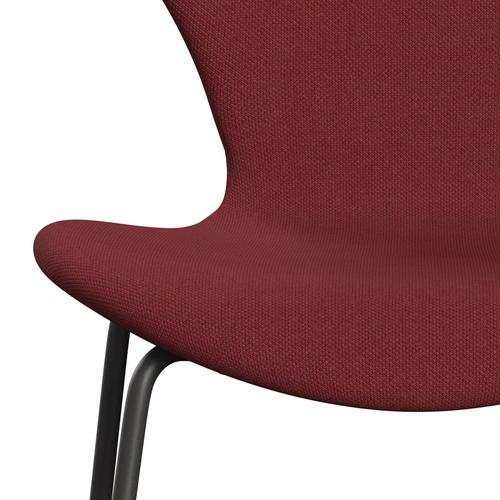 Fritz Hansen 3107 Krzesło pełna tapicerka, ciepły grafit/stalcut trio ciemnoczerwone