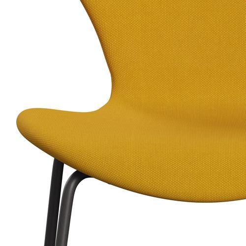 Fritz Hansen 3107 Krzesło pełna tapicerka, ciepły grafit/stalcut trio żółty