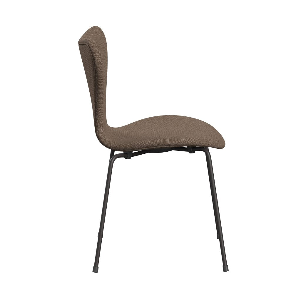 Fritz Hansen 3107 Krzesło Pełna tapicerka, ciepły grafit/Sunniva 2 Chocolate/Tan