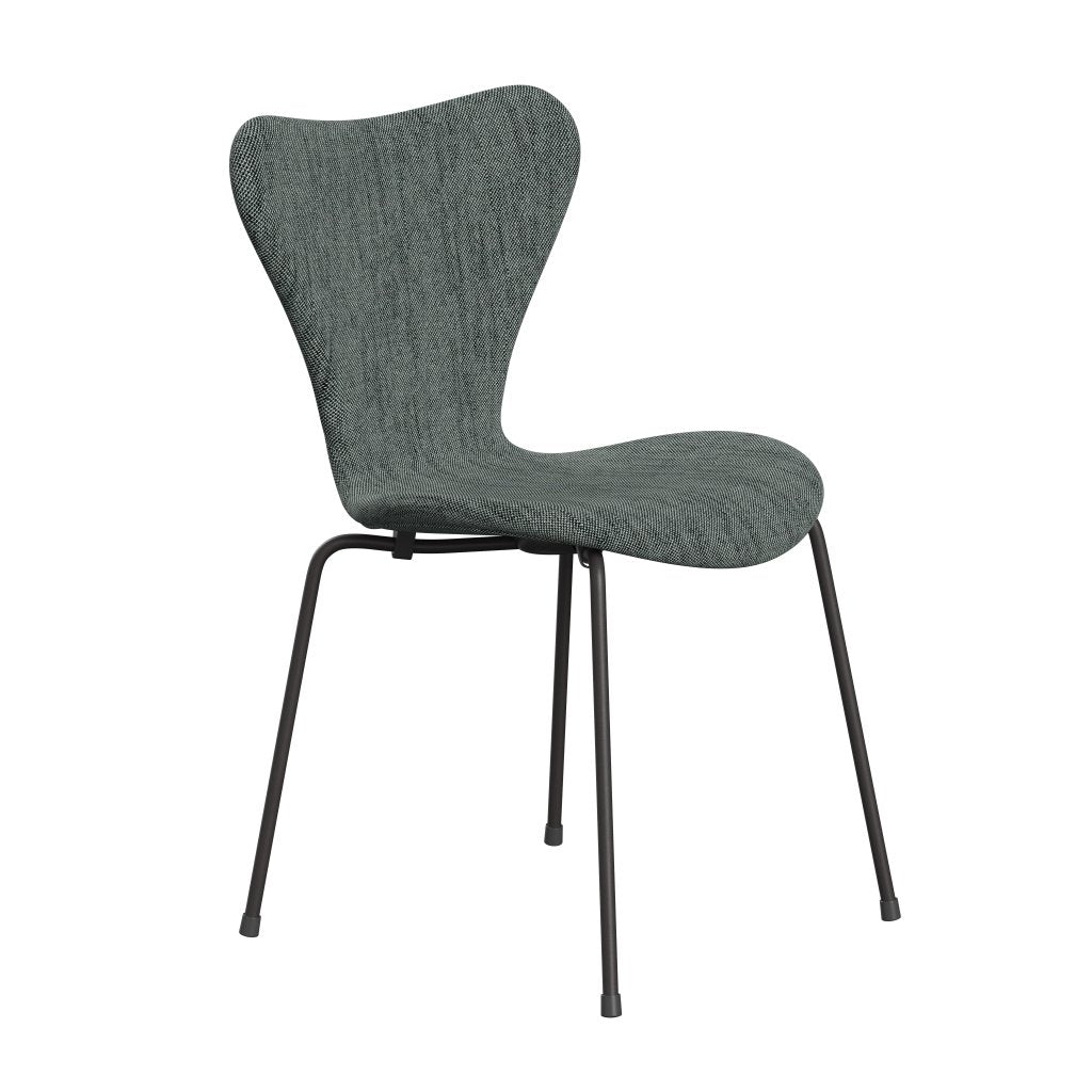 Fritz Hansen 3107 Krzesło pełna tapicerka, ciepły grafit/sunniva 2 czarny/biały