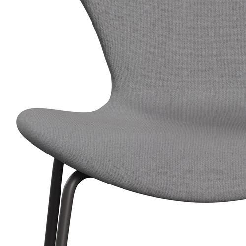 Fritz Hansen 3107 Chair Full Upholstery, Warm Graphite/Tonus Light Grey