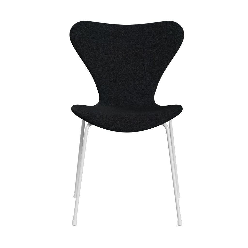 Fritz Hansen 3107 krzesło pełne tapicerka, biały/divina MD Black