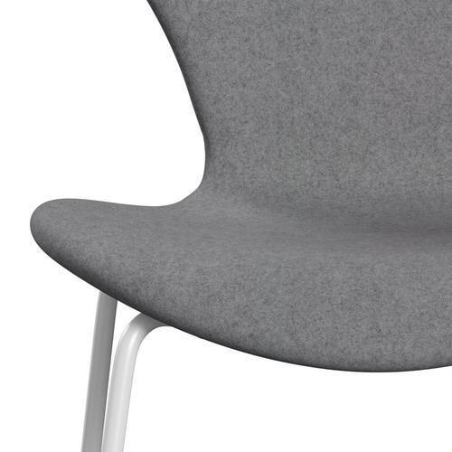 Fritz Hansen 3107 Chair Full Upholstery, White/Divina Melange Stone Grey