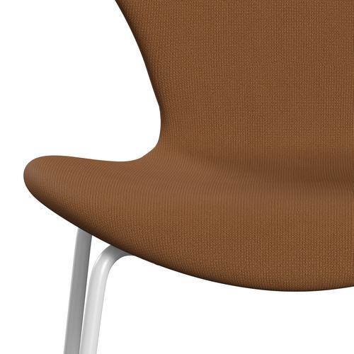 Fritz Hansen 3107 Chair Full Upholstery, White/Fame Light Brown (F61131)