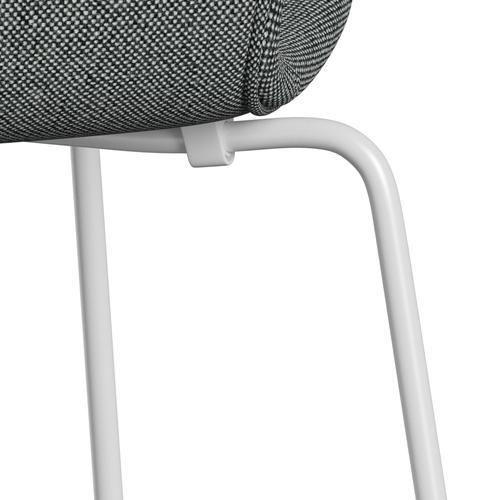 Fritz Hansen 3107 Chair Full Upholstery, White/Hallingdal White/Brown