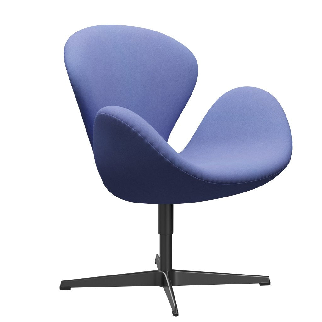 Fritz Hansen Swan Lounge, czarny lakier/Divina Pastel Blue