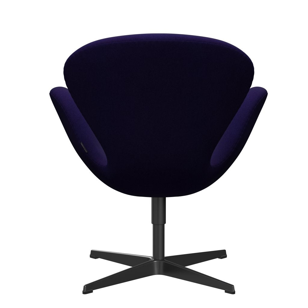 Fritz Hansen Swan Lounge, Black Lanquered/Divina Violet Dark (692)