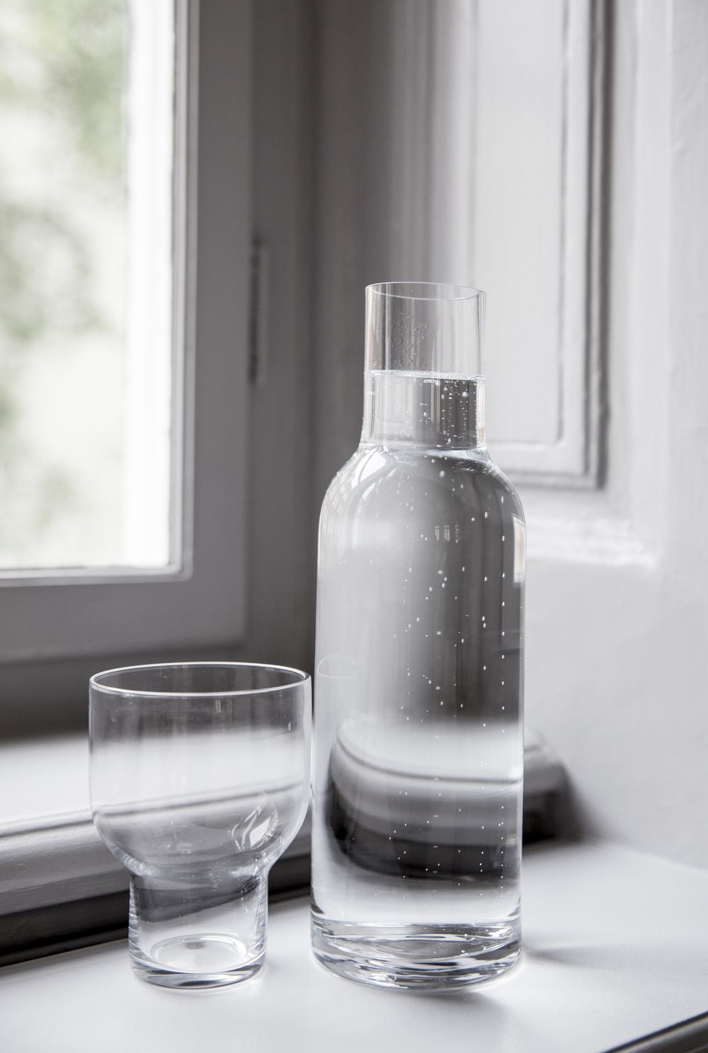 Audo Copenhagen Wino & Water Water Glass mosiądz, dym
