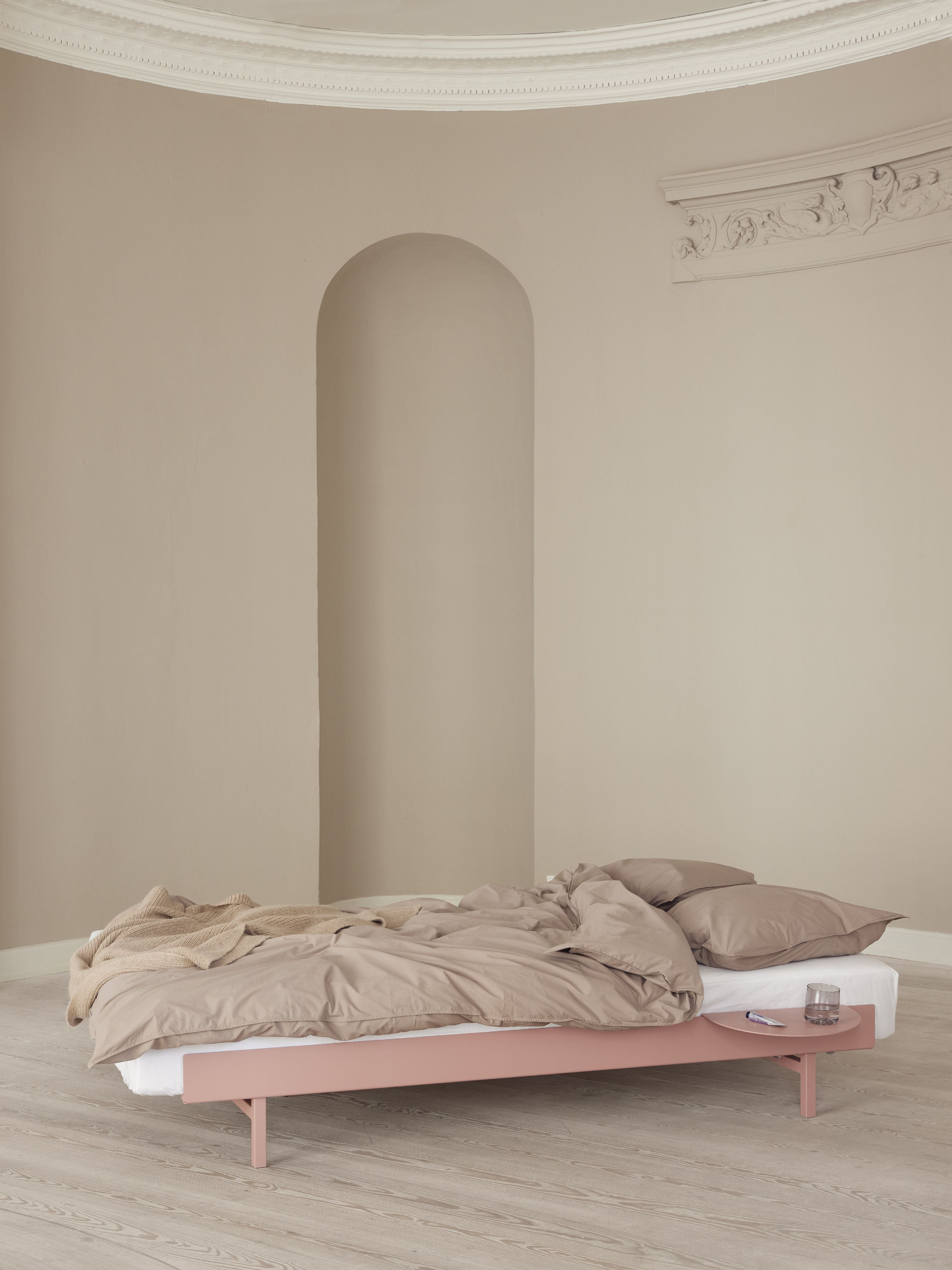 Łóżko Moebe z 1 łóżkiem stolikiem 90 180 cm, zakurzona róża