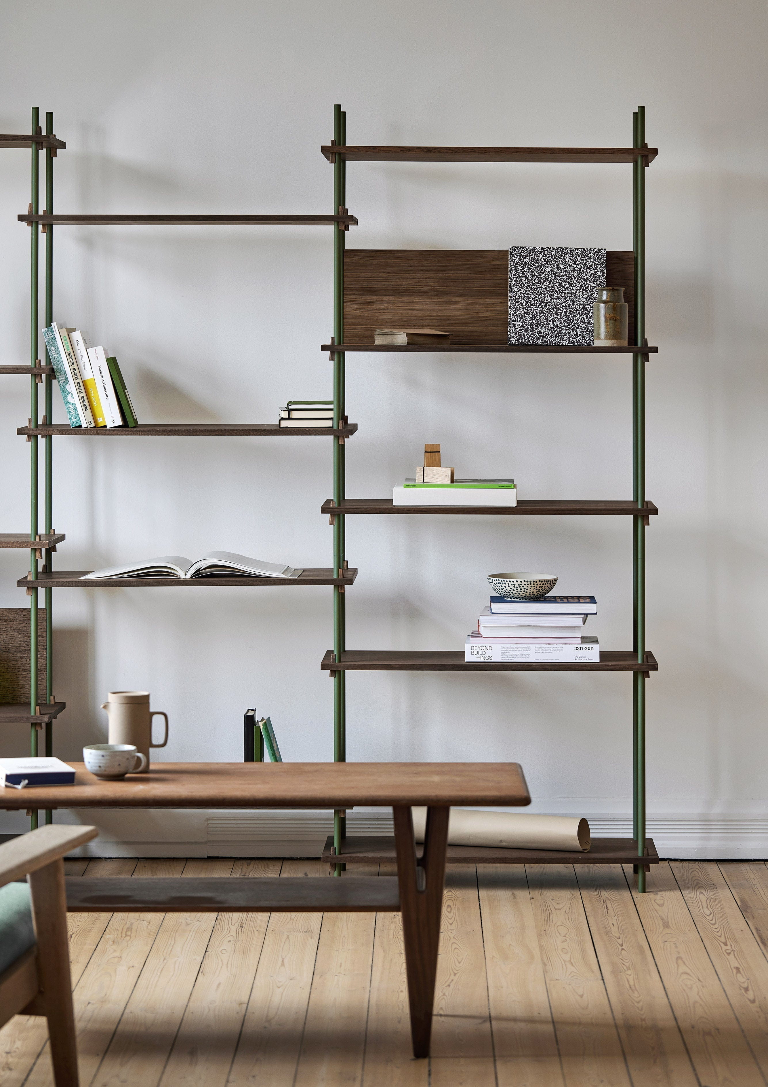 Moebe Shelving System S.255.2.B, Smoked Oak/Pine Green