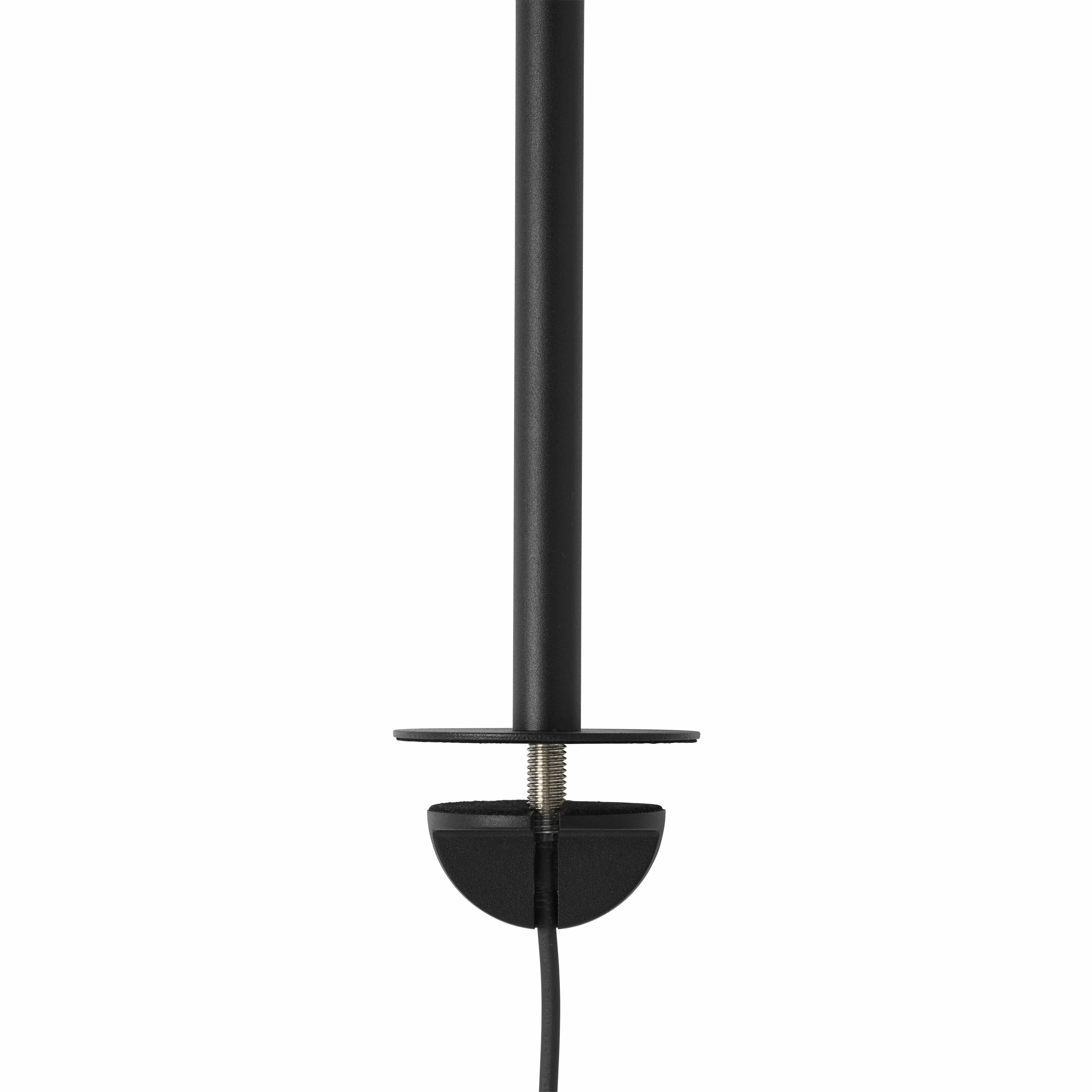 Lampa montowana liniowa Muuto 209x71 cm, czarny