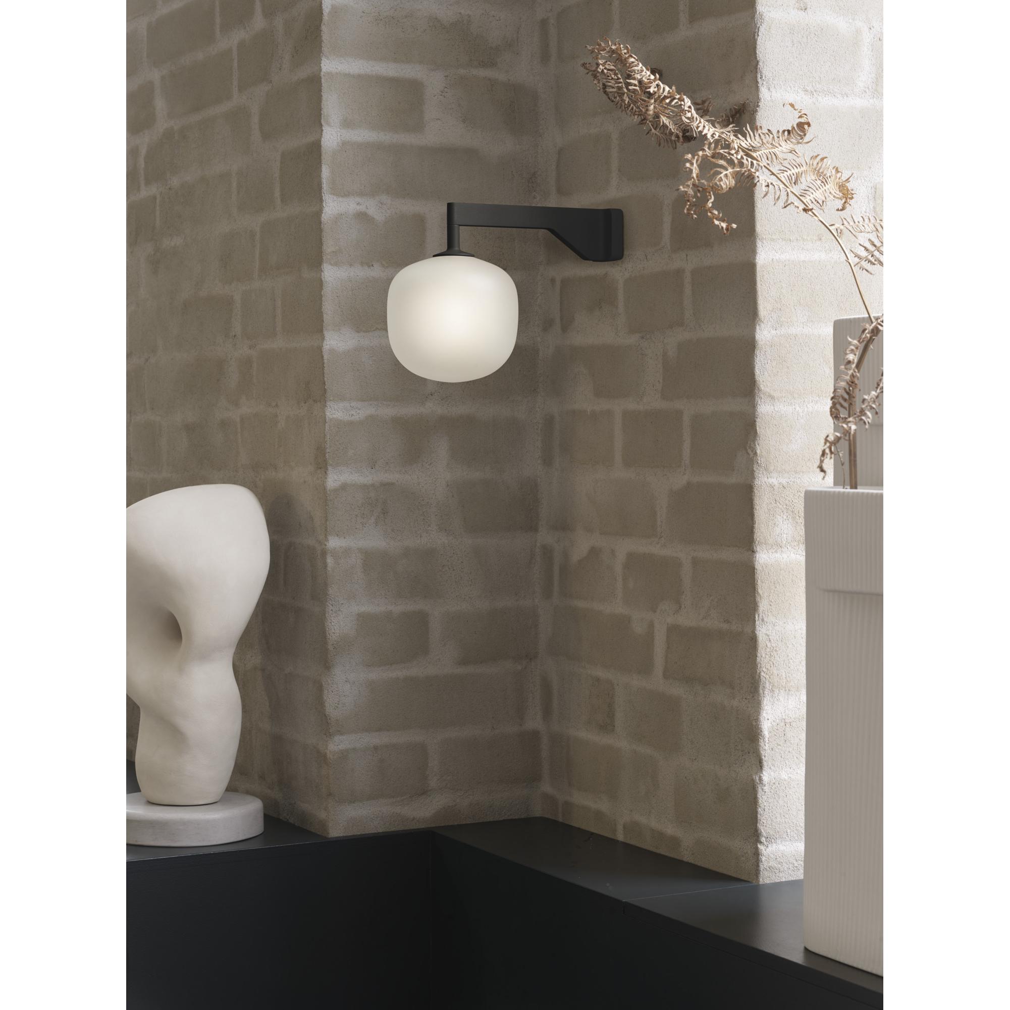 Muuto Rime Wall Lamp, Black