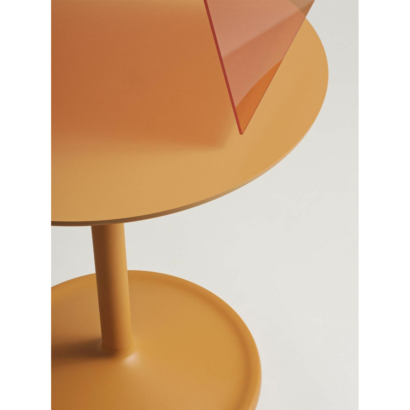 MUUTO Miękki stół boczny Øx H 41x40 cm, pomarańczowy