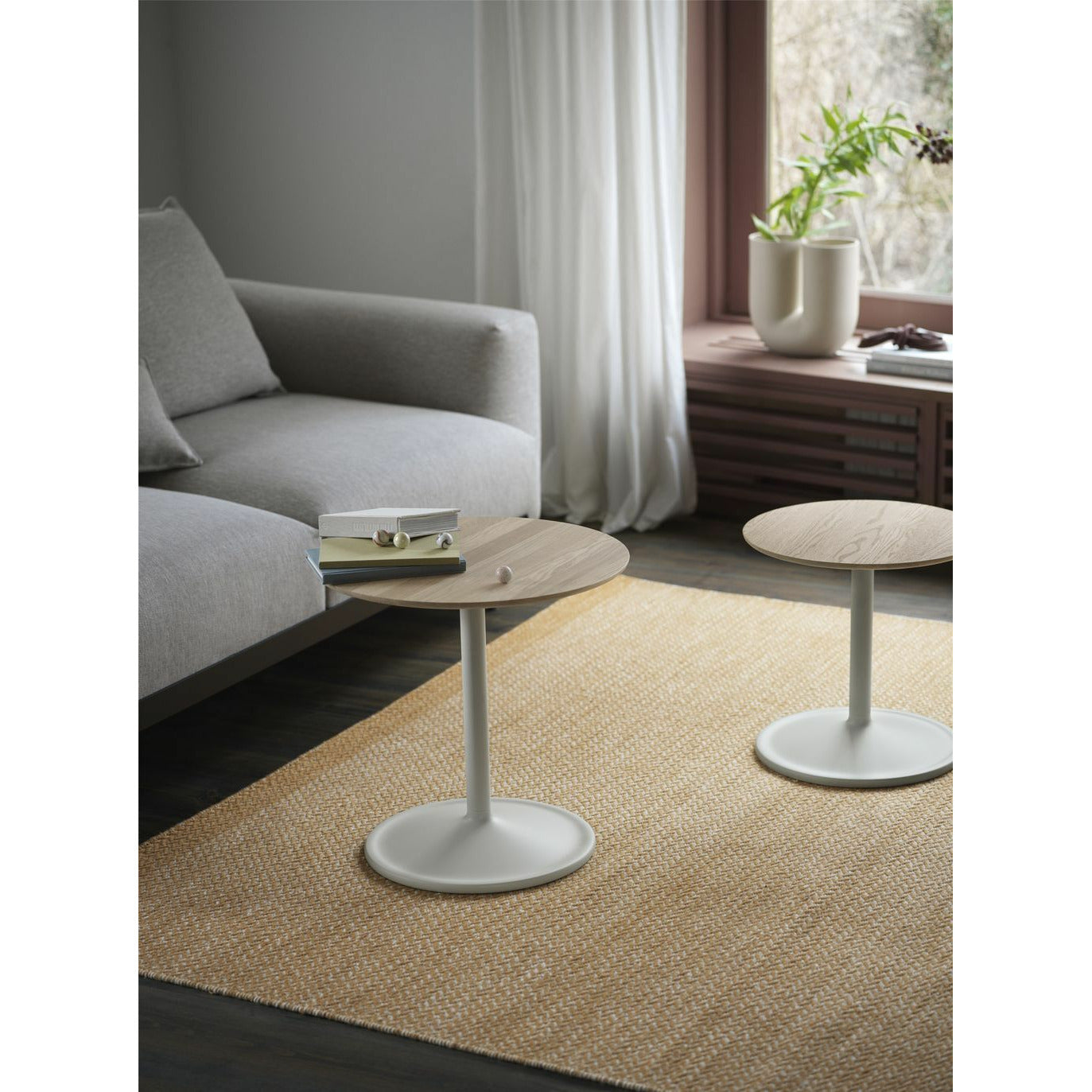 Muuto Soft Side Table øx H 48x48 Cm, Solid Oak/Off White