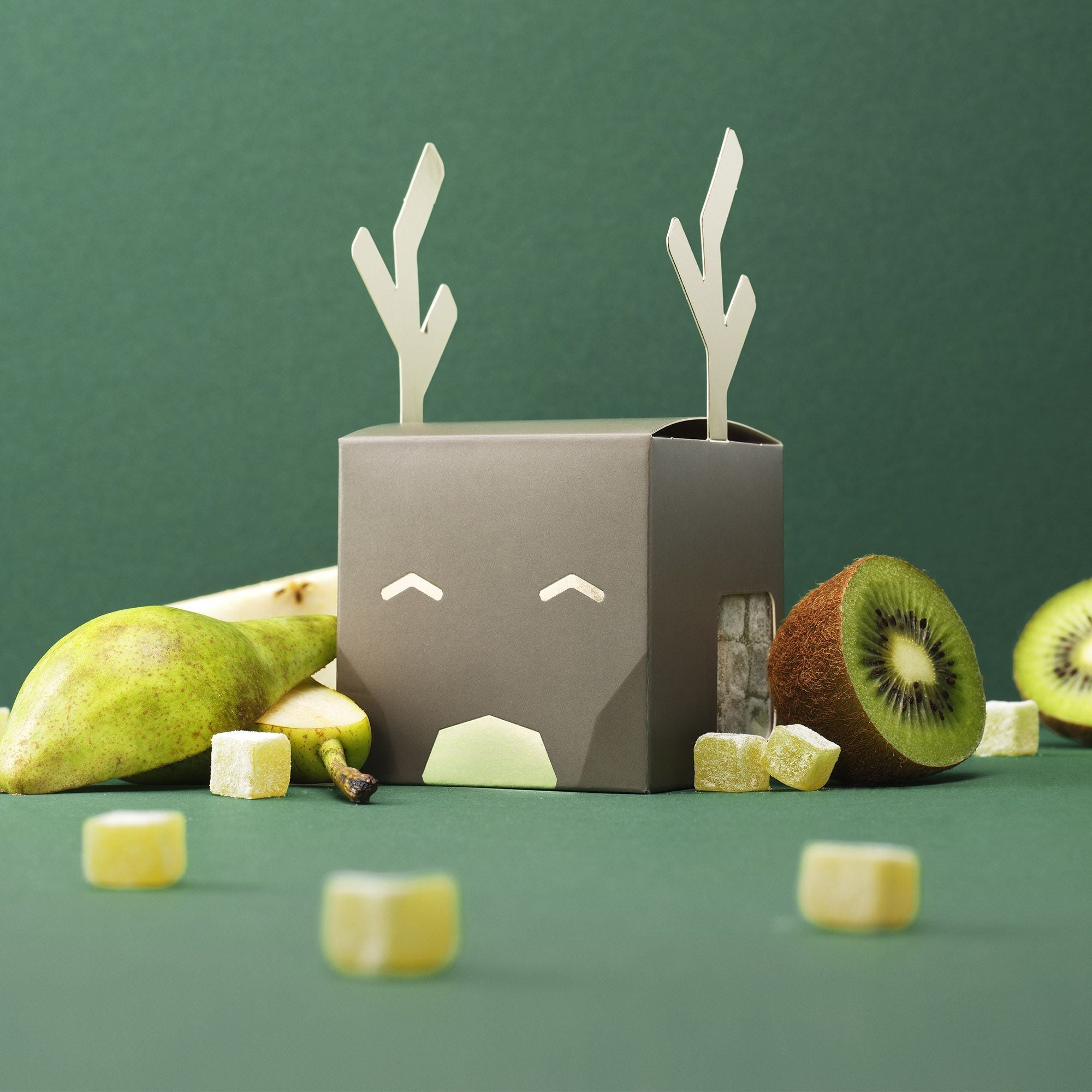 Wally And Whiz Reindeer Grey 1 Small Cube Pear W Kiwi 140g