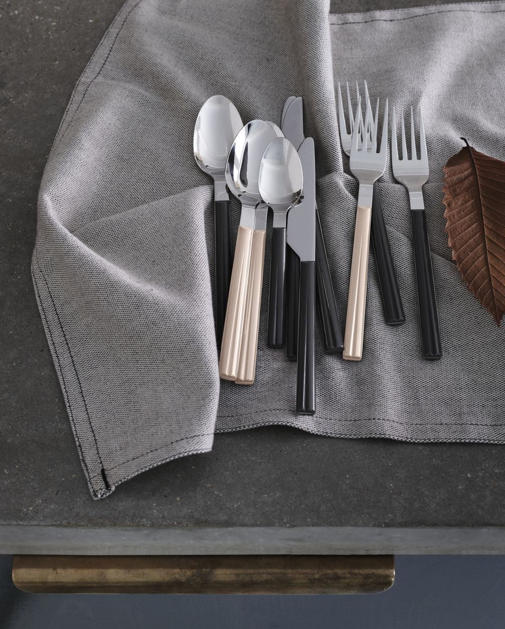 Rosendahl Gc Bistro Cutlery Set 16 Pieces, Blush