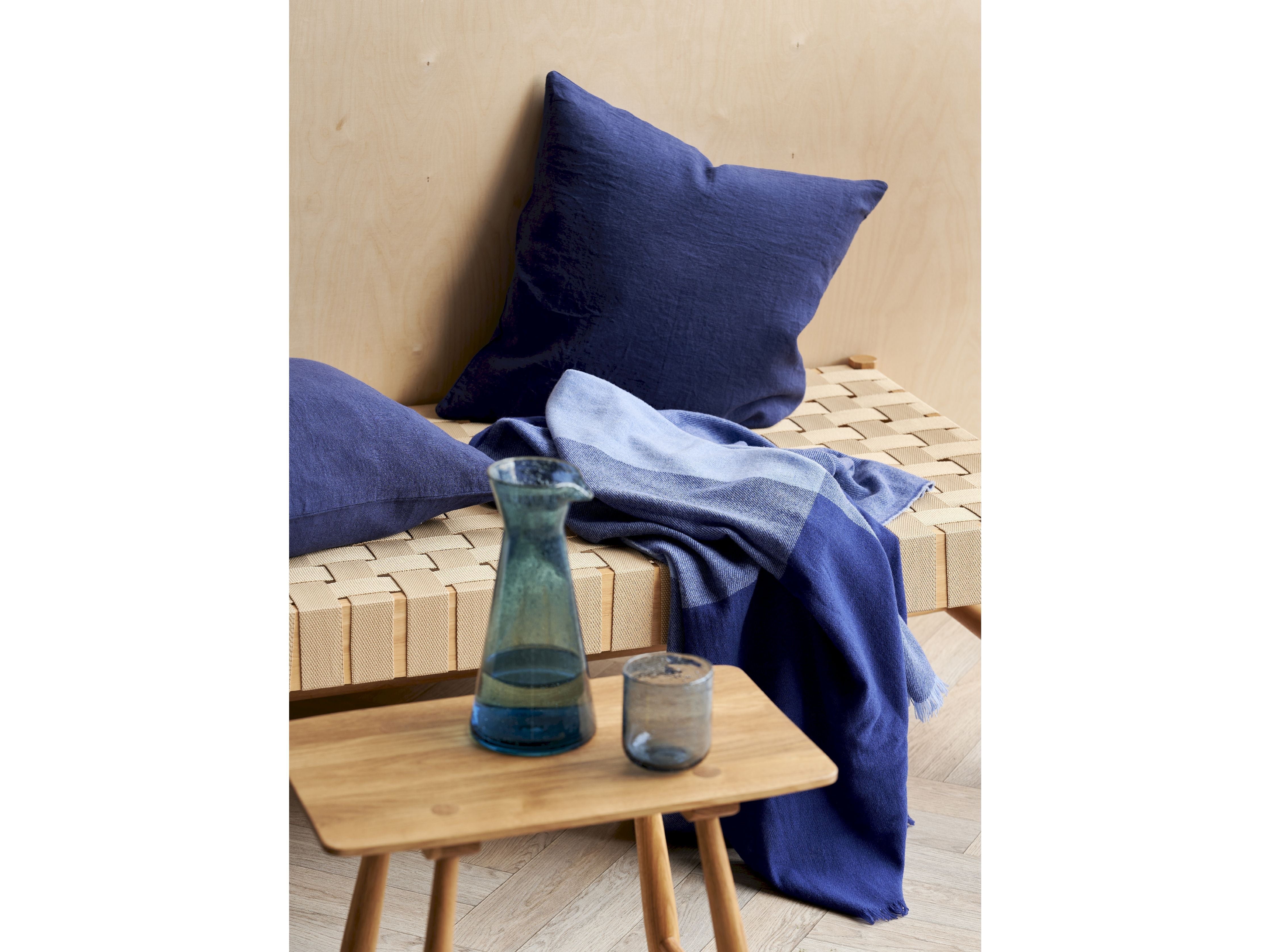 Södahl Linen Cushion 50x50 cm, królewski niebieski