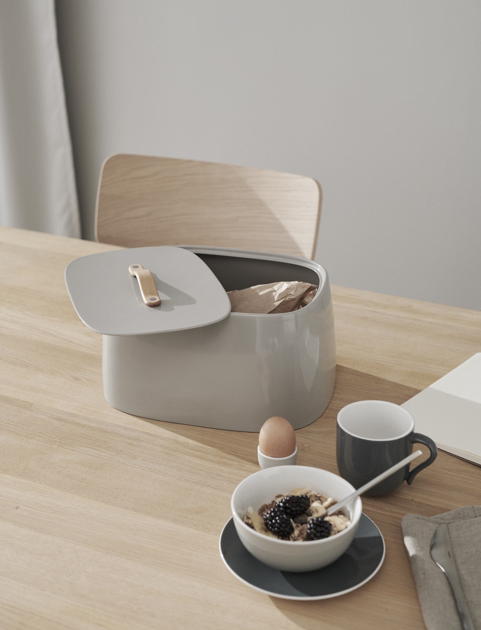 Stelton Emma Brotkasten, Grey