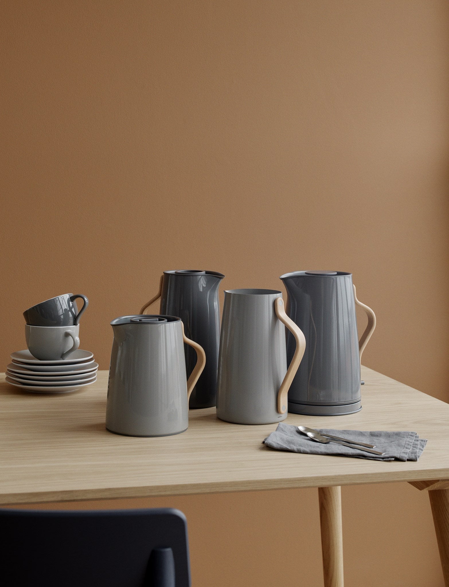 Stelton Emma Jug 2 L, Gray